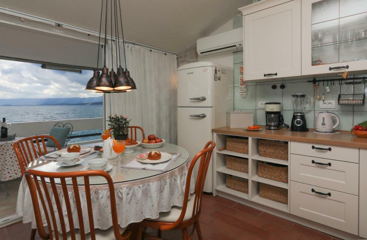 Amazing Waterfront Apartments بول المظهر الخارجي الصورة